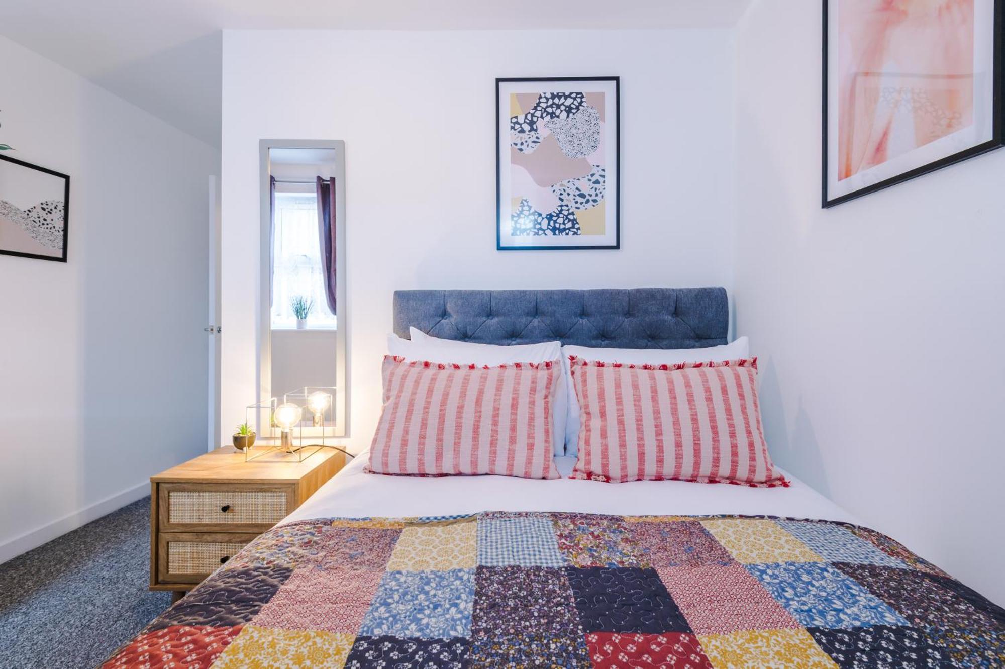 The Consort Serviced Apartment Coventry Bagian luar foto