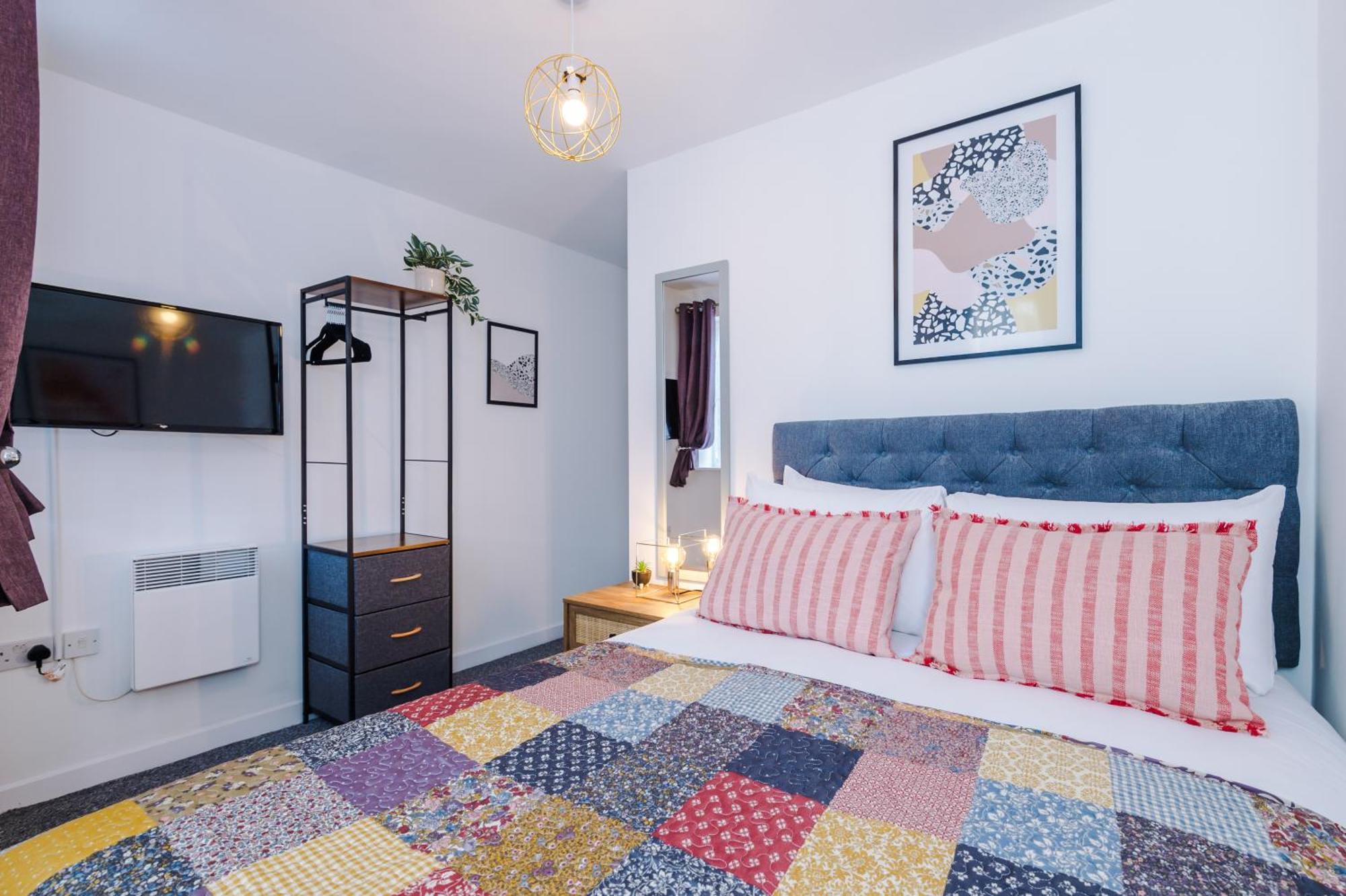 The Consort Serviced Apartment Coventry Bagian luar foto