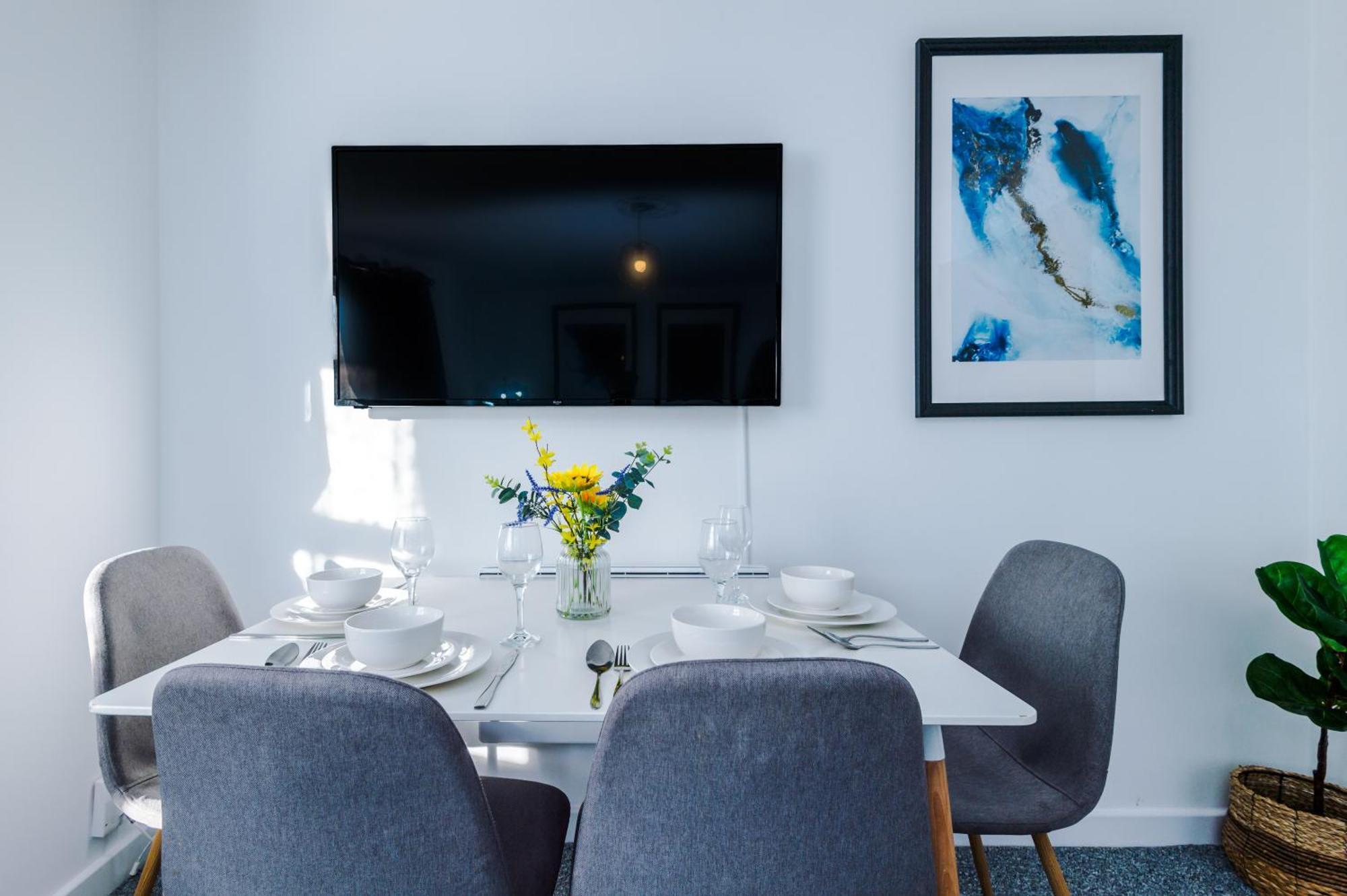 The Consort Serviced Apartment Coventry Bagian luar foto